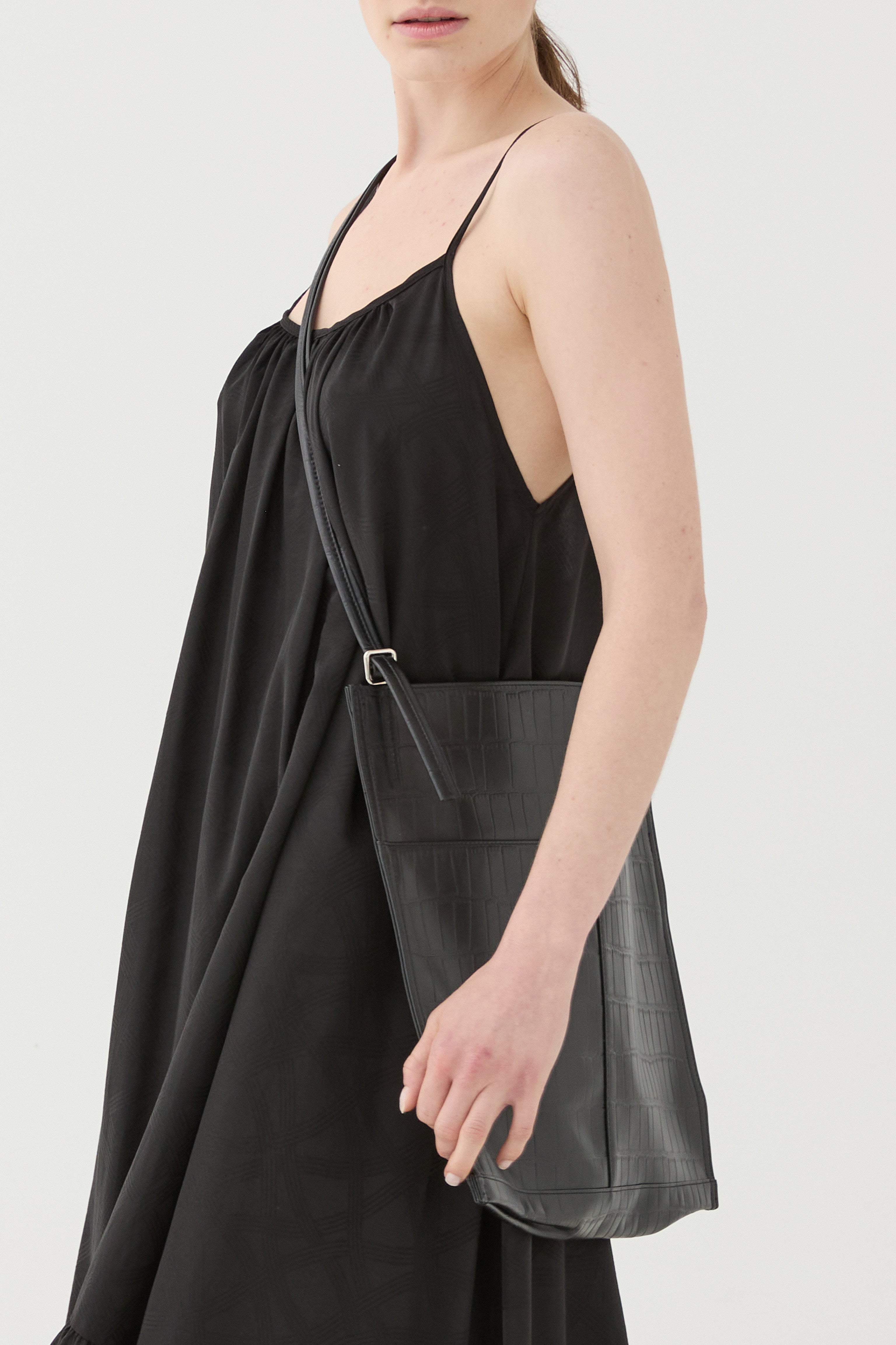 Vestido maxi de alças com babados ELEH