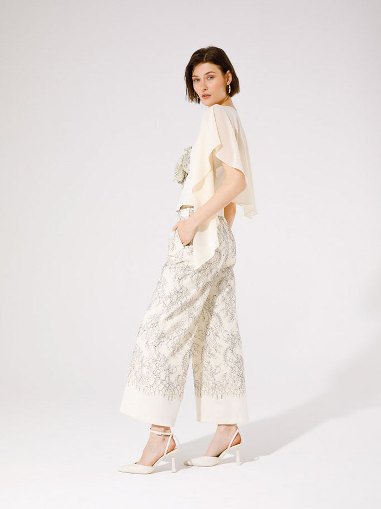 Calça com renda GOA GOA