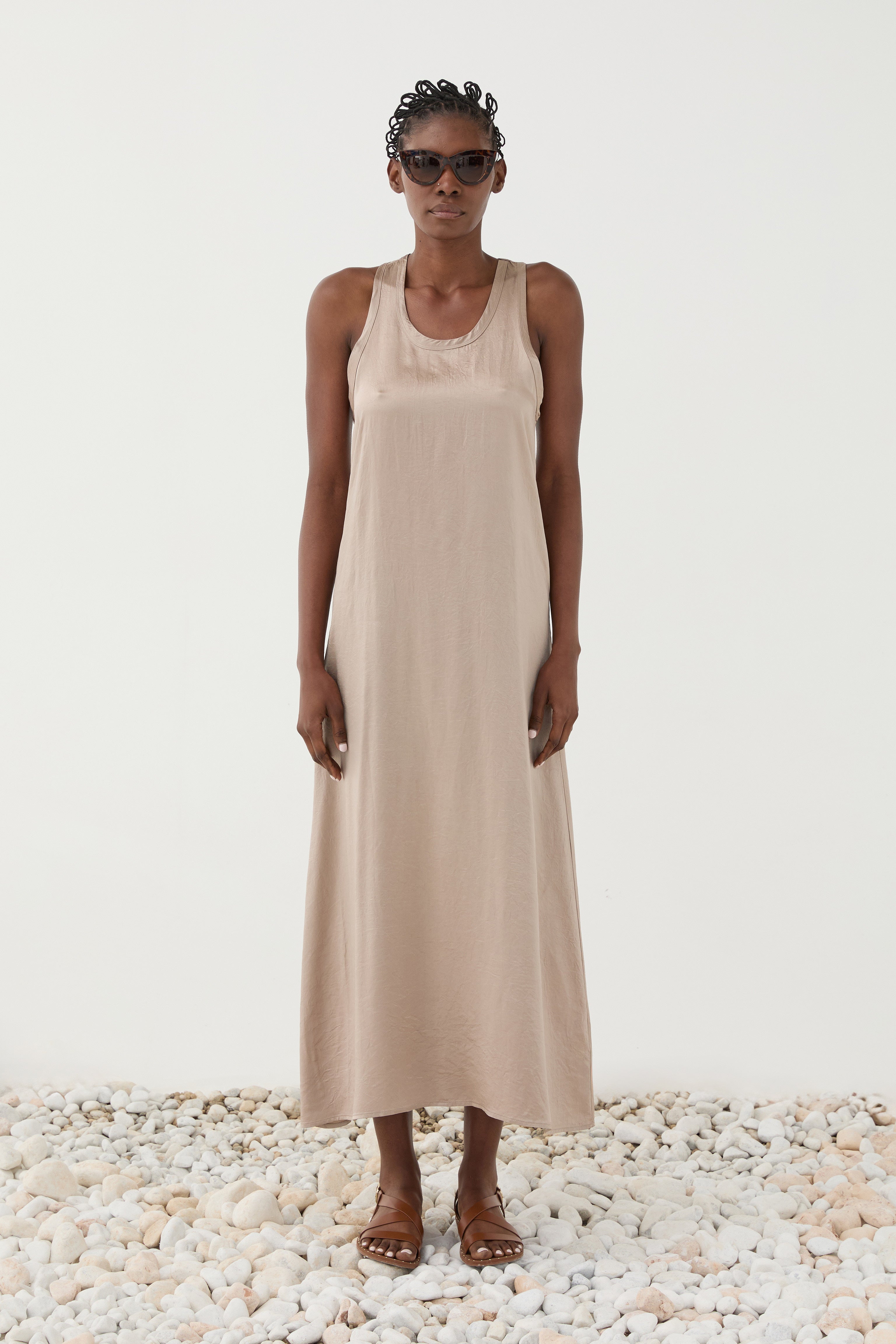 Vestido longo em cetim ELEH
