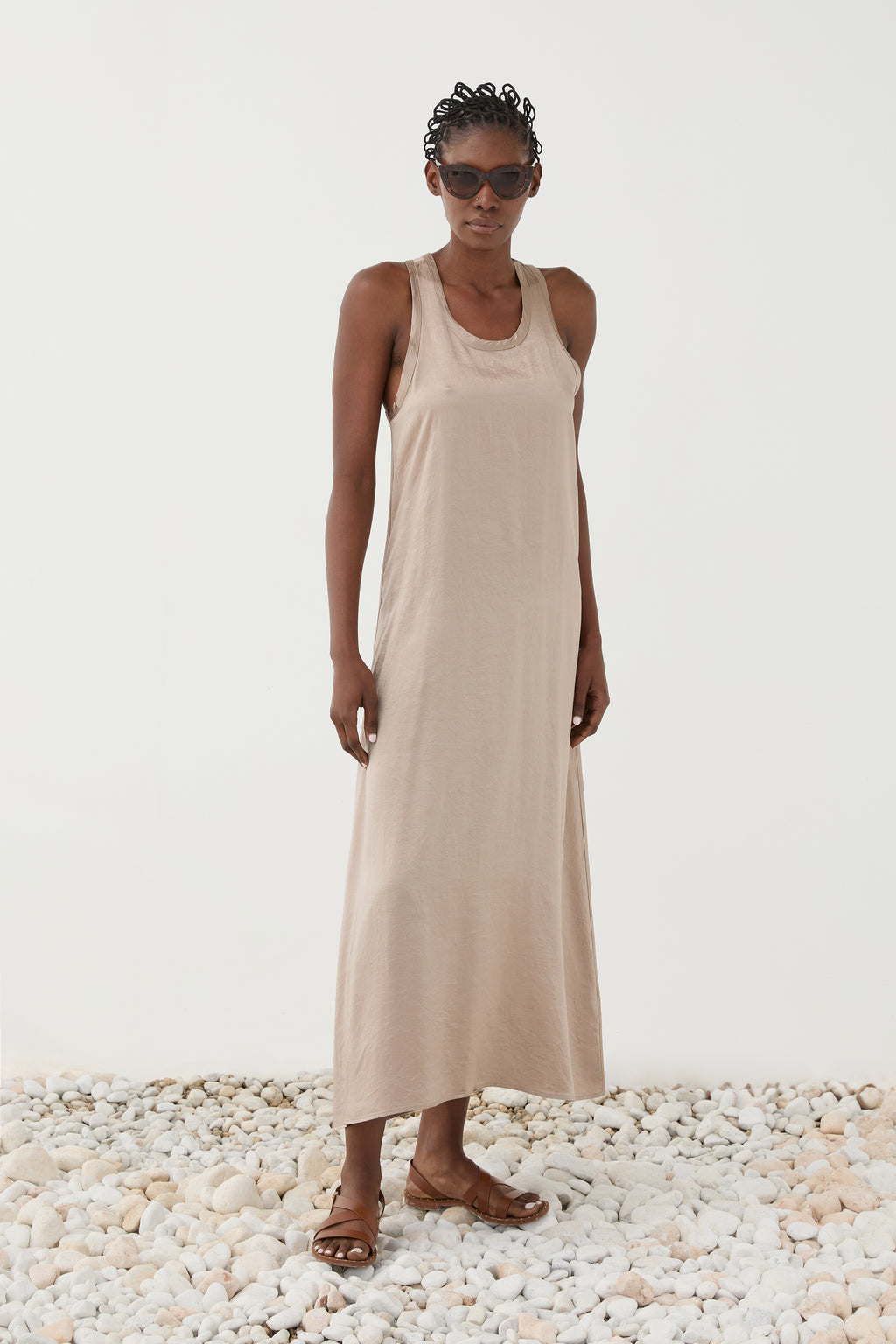 Vestido longo em cetim ELEH