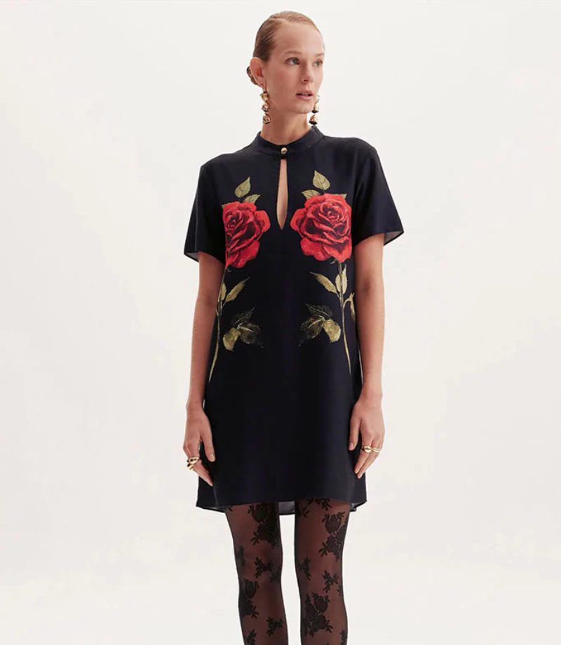 Vestido Rosa LANÇA PERFUME