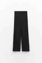 Pantalona preta Eleh