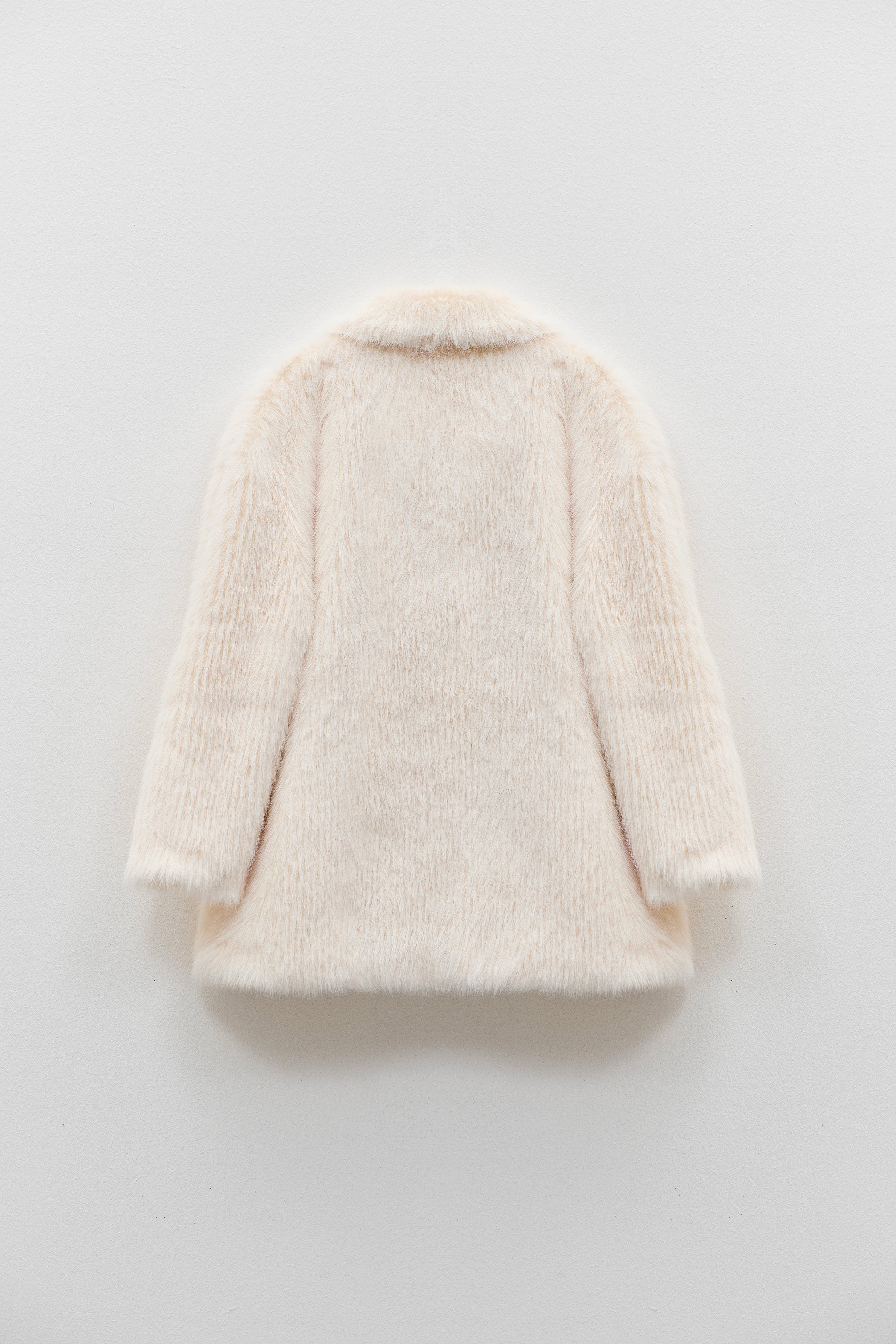 Casaco pelo Branco Eleh