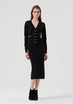 Saia malha justa com detalhes dourados Fracomina