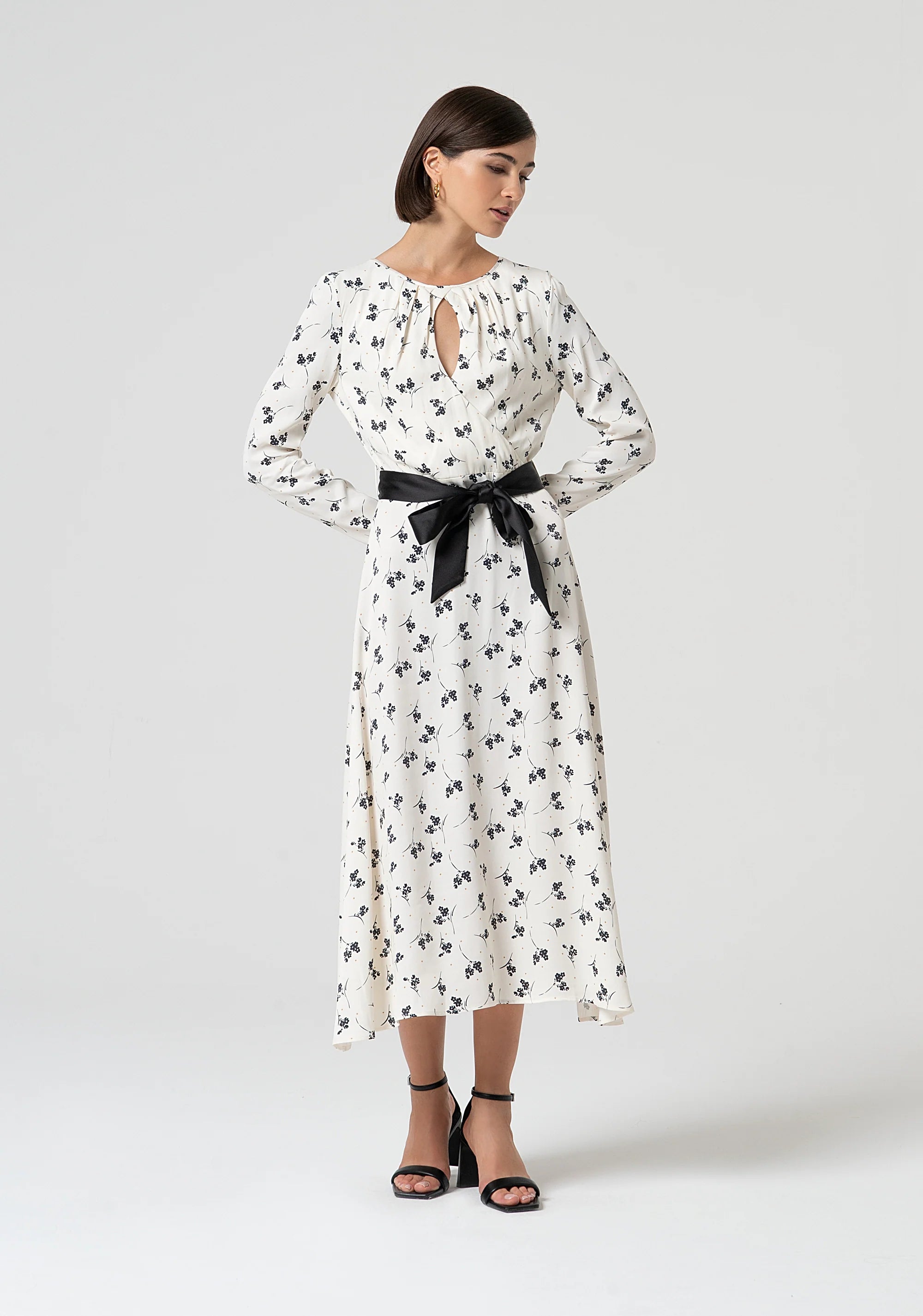Vestido midi com estampa floral Fracomina
