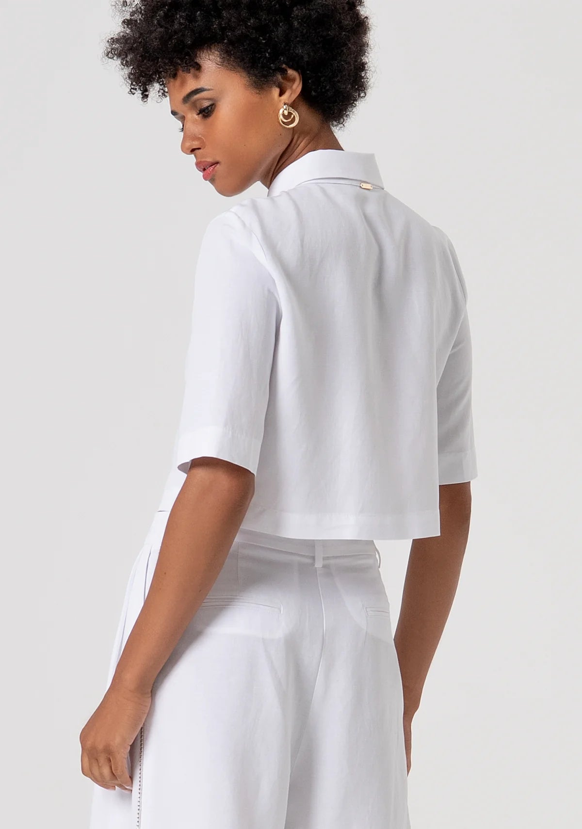 Blusa cropped com strass FRACOMINA