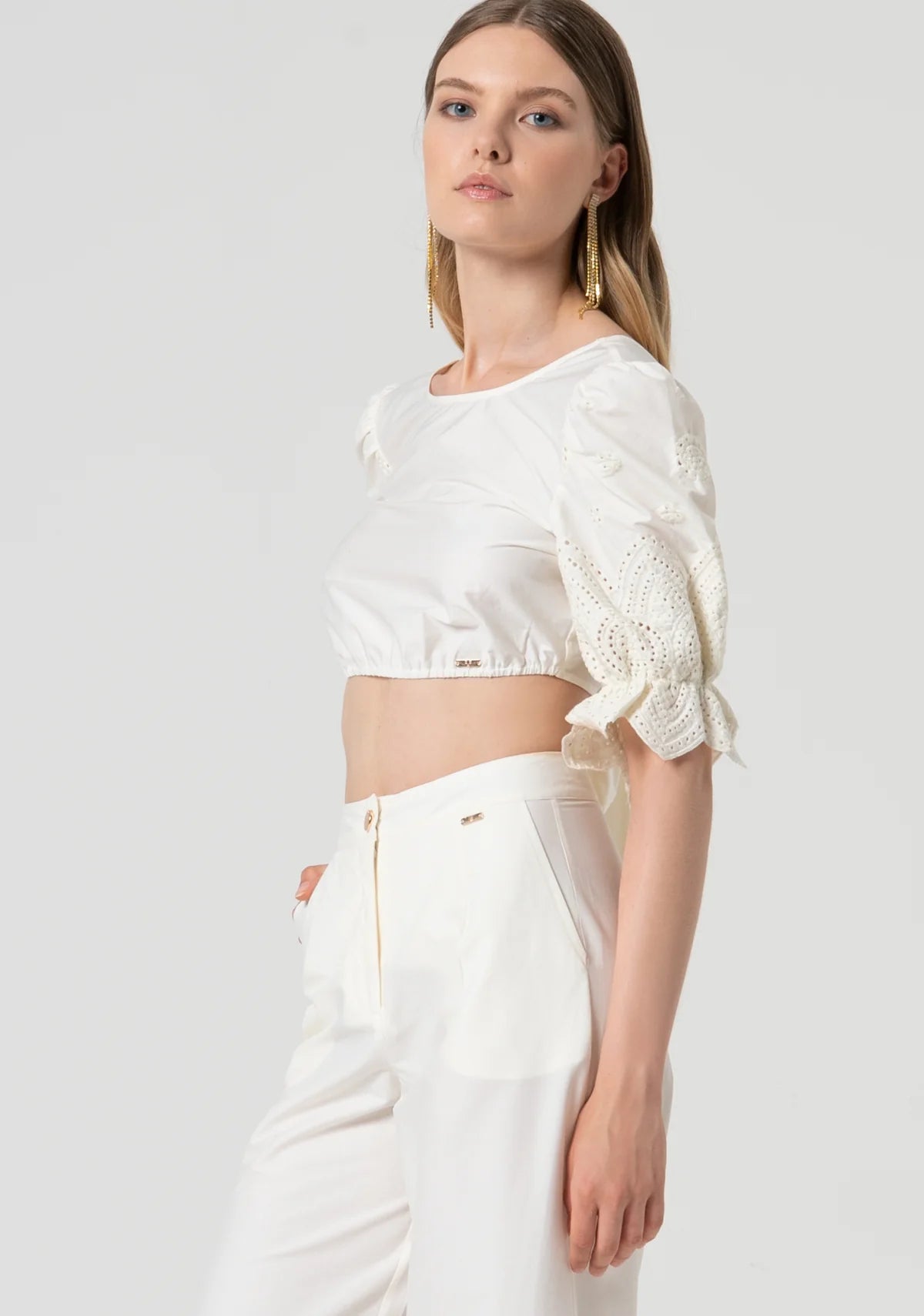 Top cropped com decote nas costas FRACOMINA