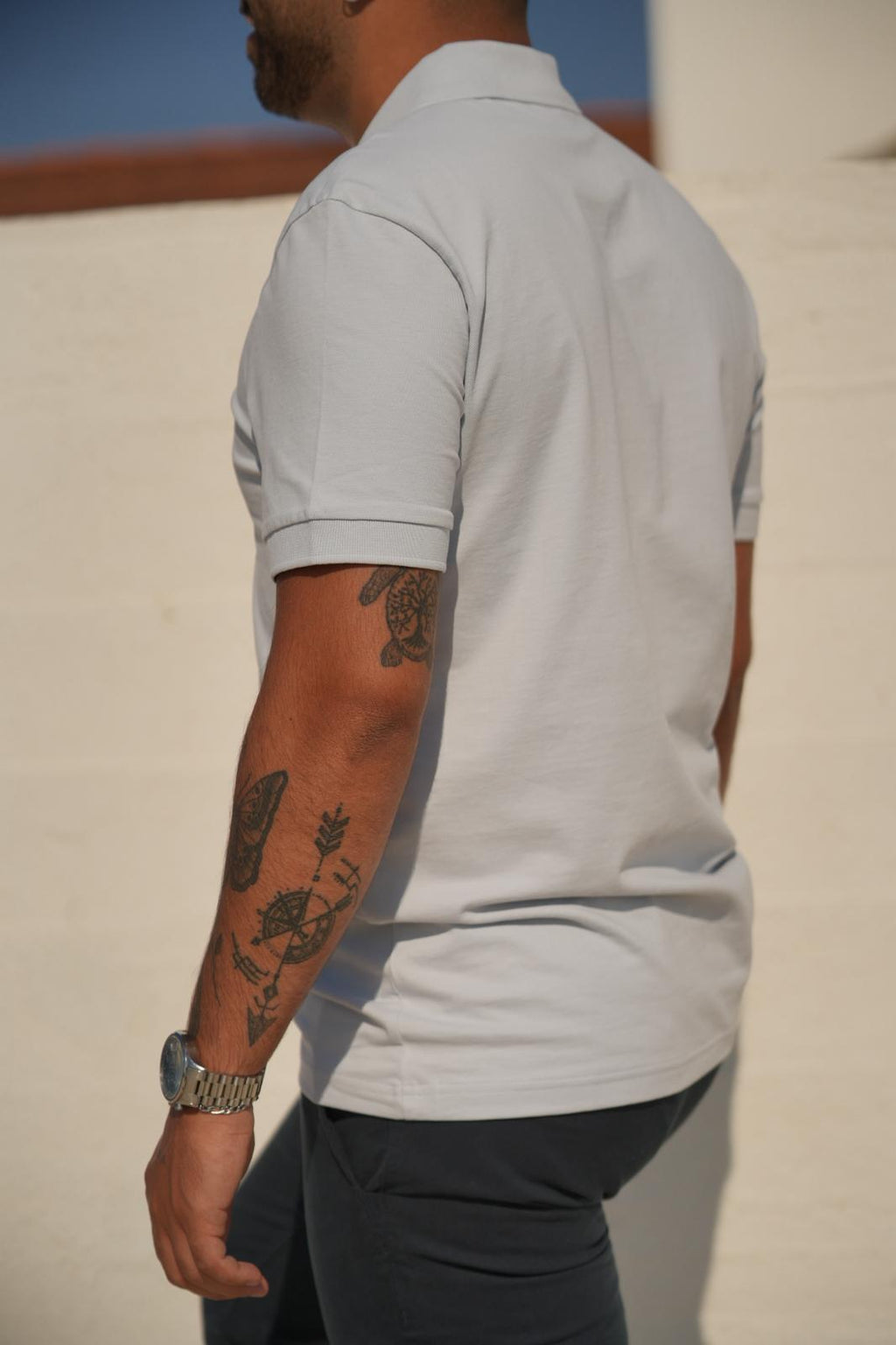 Polo BOSS com emblema com logótipo