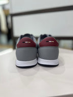 Ténis BOSS com aba traseira contrastante