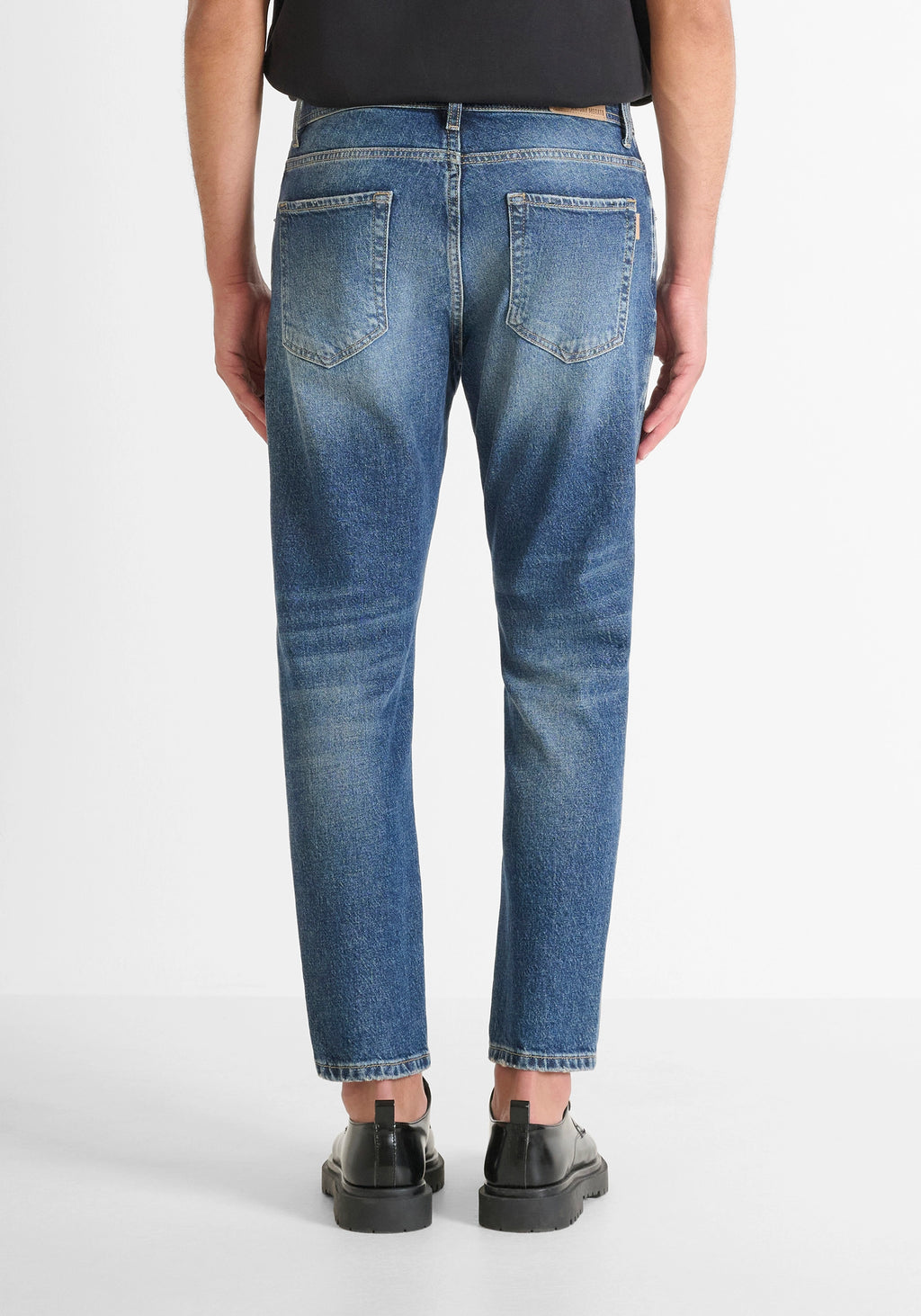 vista costas dos jeans slim fit da marca antony morato