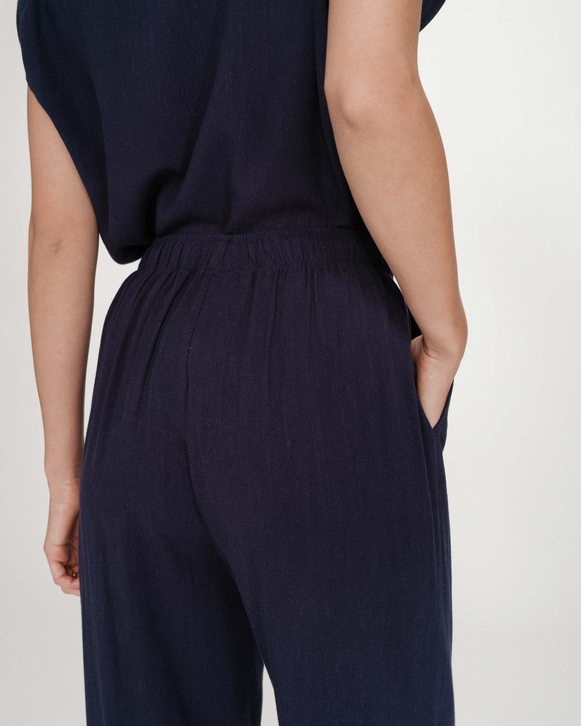Pantalona "RAVEN" em linho GRACE & MILA