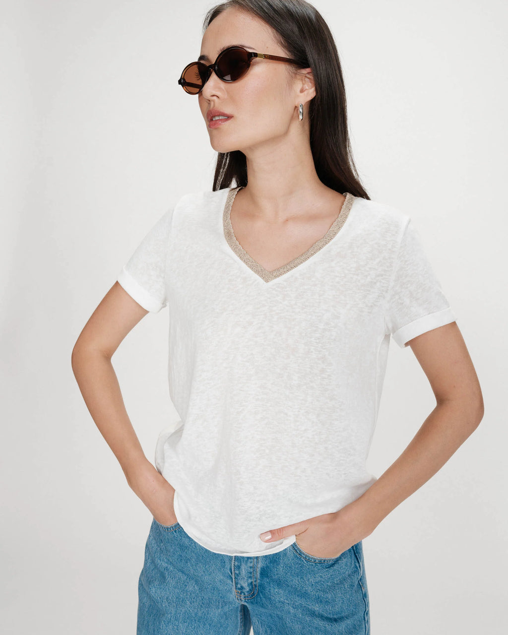 T-shirt "VASCO" com decote em V GRACE & MILA