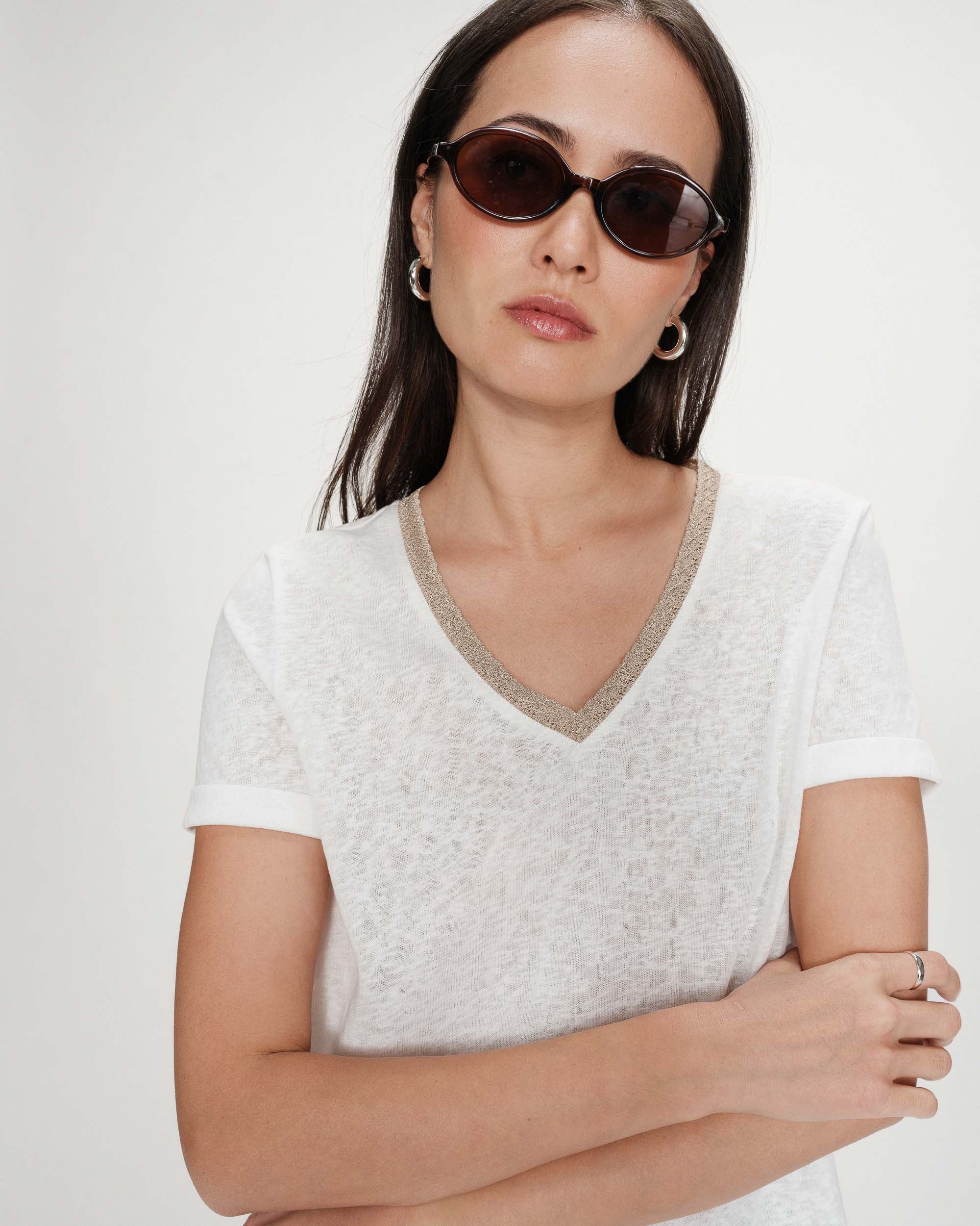 T-shirt "VASCO" com decote em V GRACE & MILA