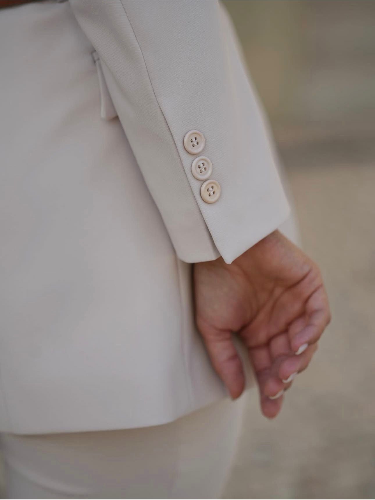 Blazer de corte regular com cinto a combinar Fracomina