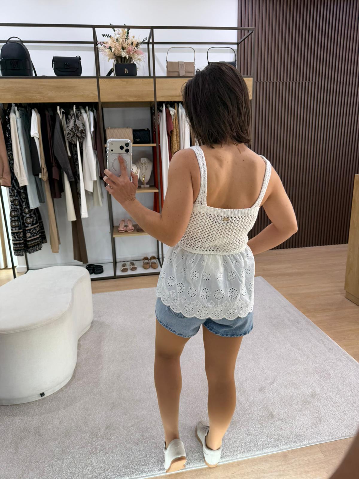 Top em crochê e renda Sagallo MARKUP