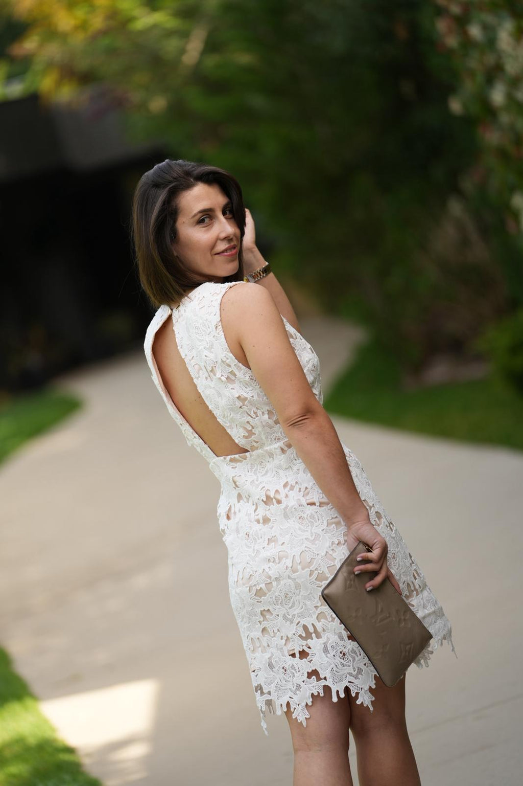 Vestido curto de renda Fracomina