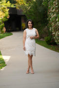 Vestido curto de renda Fracomina