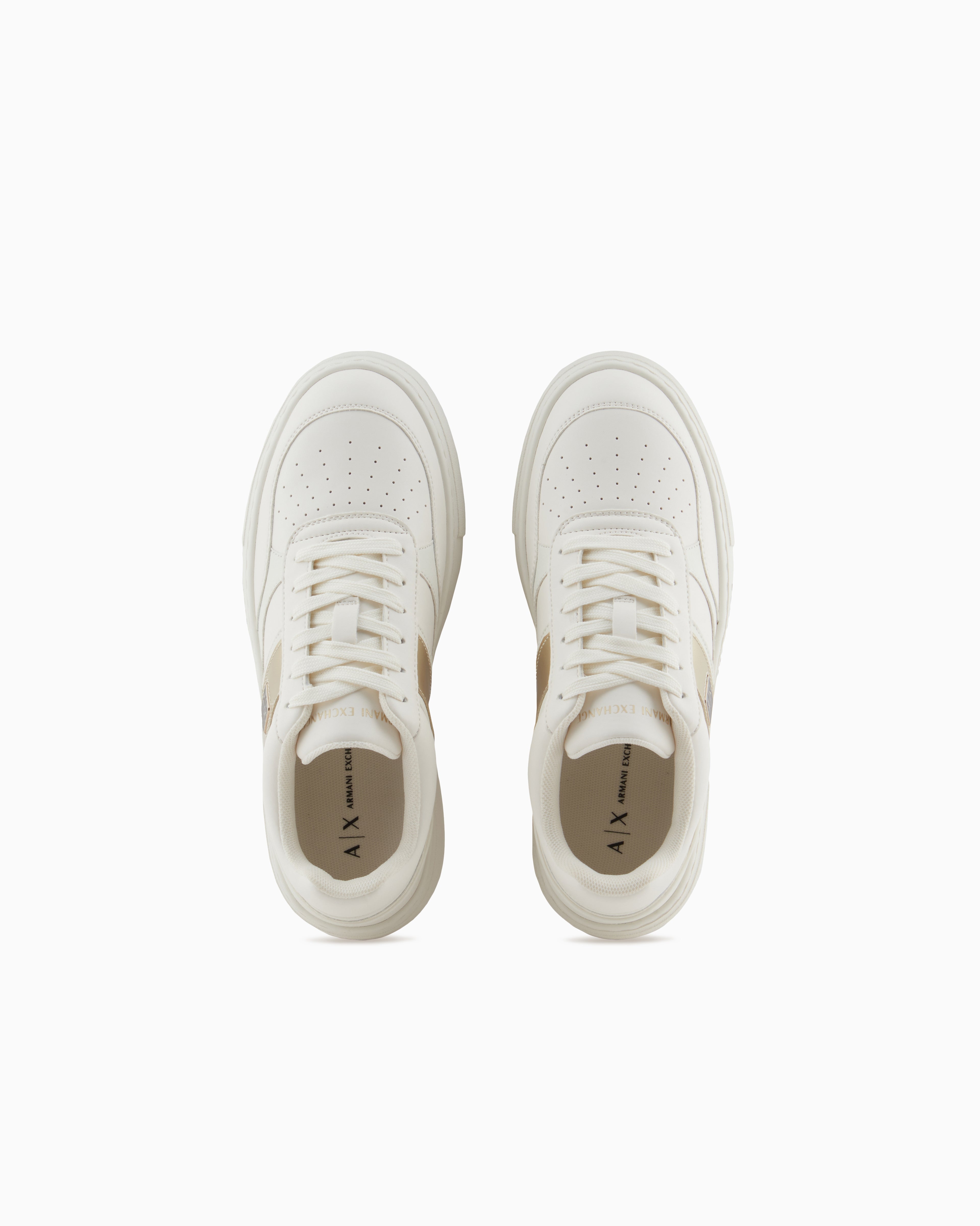 Sapatilha faixa lateral contrastante Armani Exchange