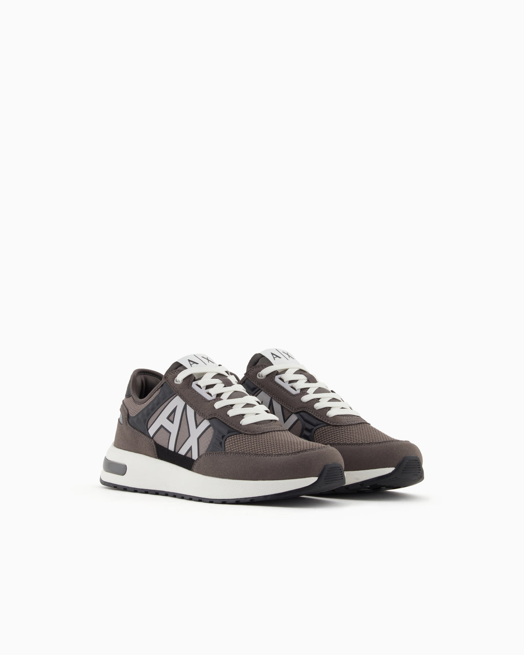 Sapatilha com detalhes contrastantes Armani Exchange