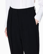 Calça com pregas em tecido fluído Armani Exchange