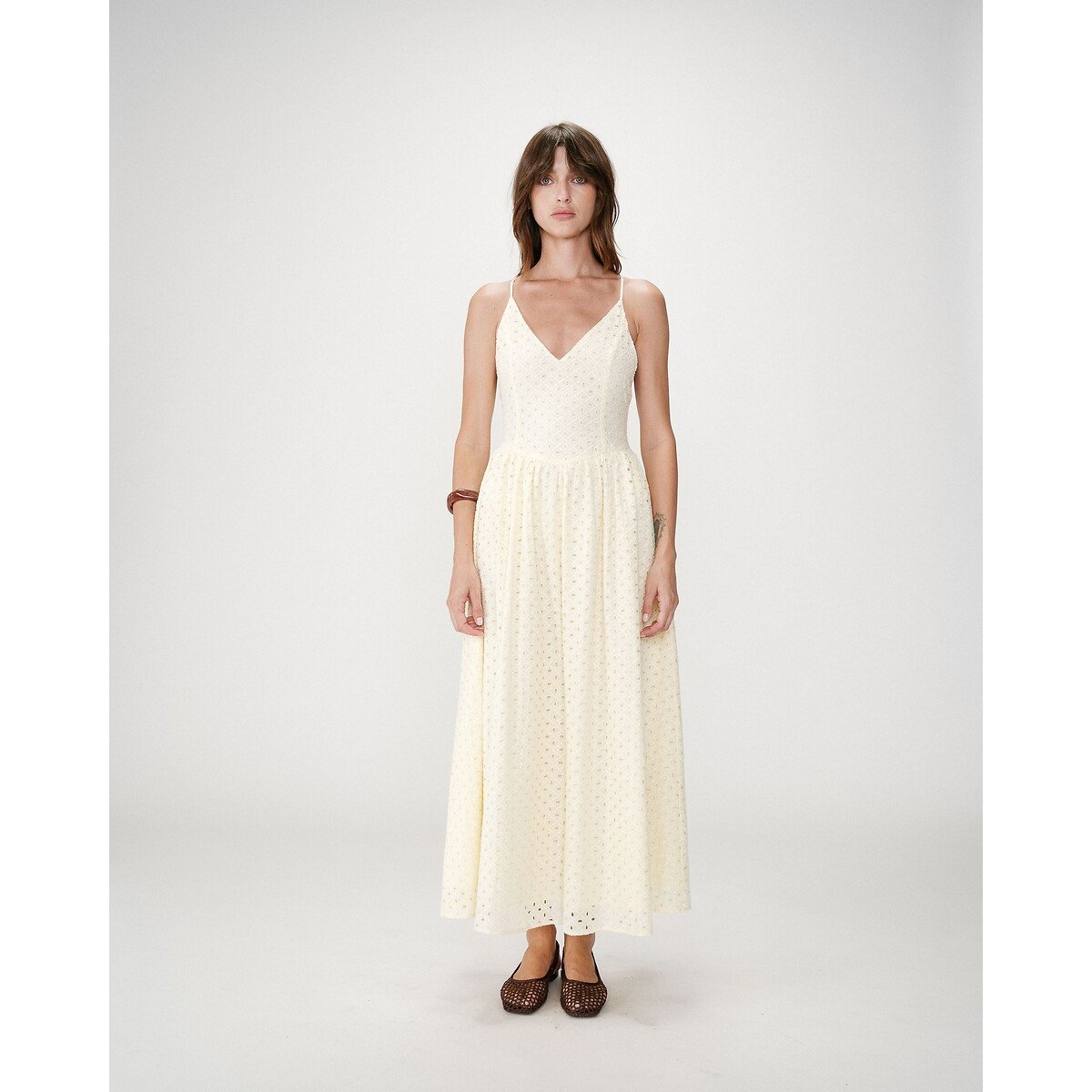 Vestido bordado "WIMALA" GRACE & MILA