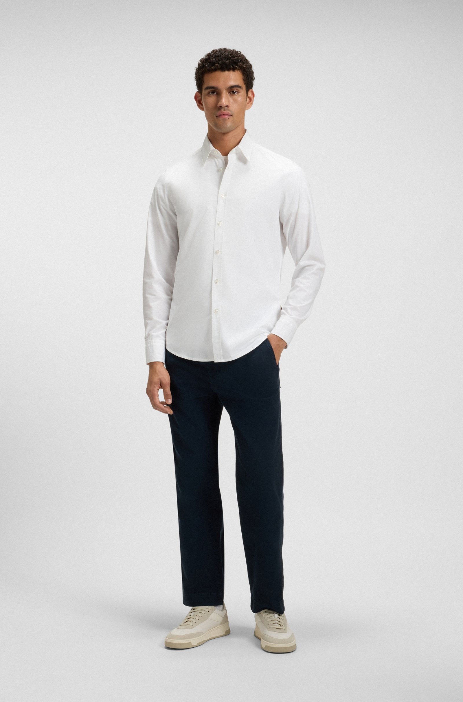 Camisa de ajuste regular em popelina de algodão BOSS