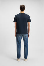 T-shirt básica com logotipo discreto BOSS