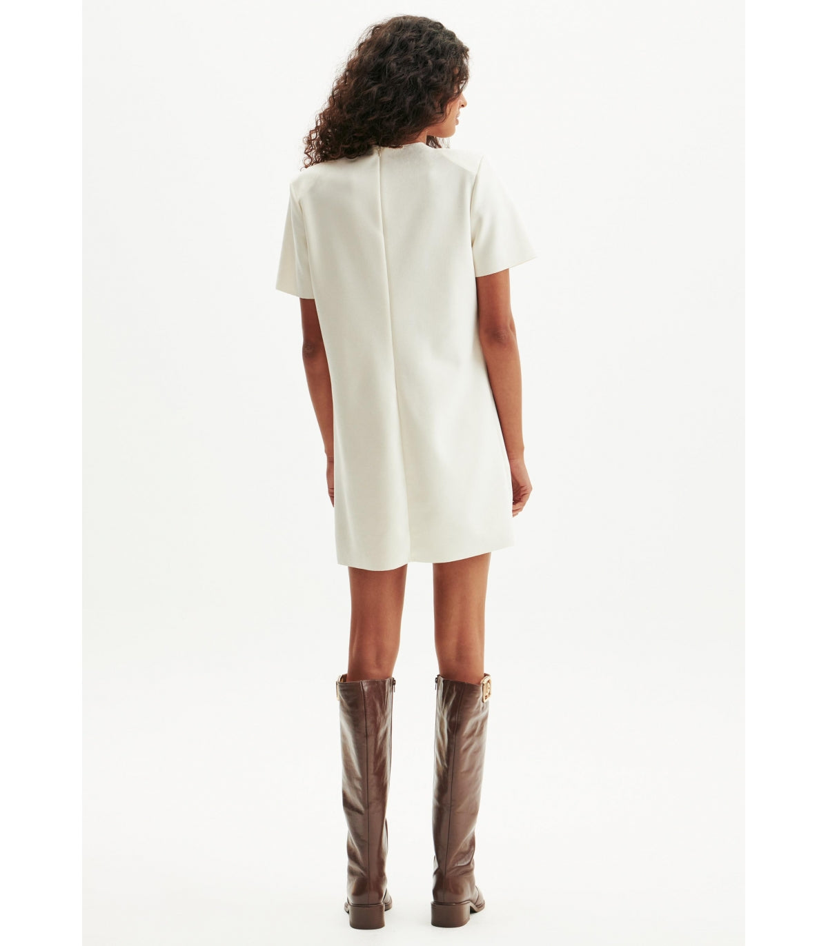 Vestido básico com bordado LANÇA PERFUME