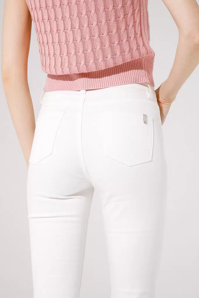 Jeans com bordado GOA GOA